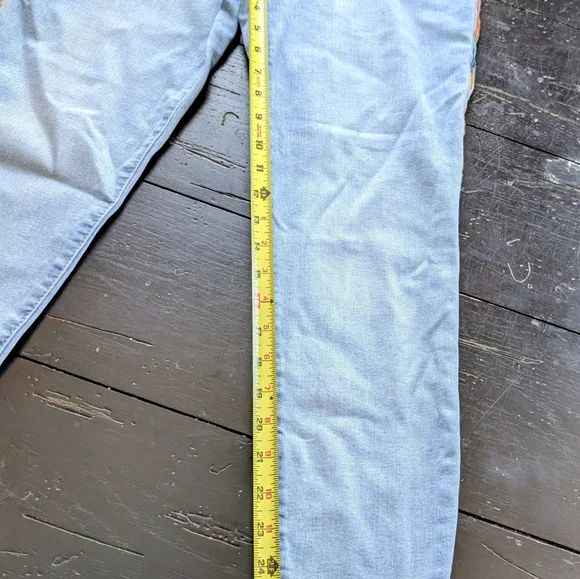 Knox Rose Women's Light Denim Jeans Southwestern Embroidered Detail Size 10 - Picture 8 of 9